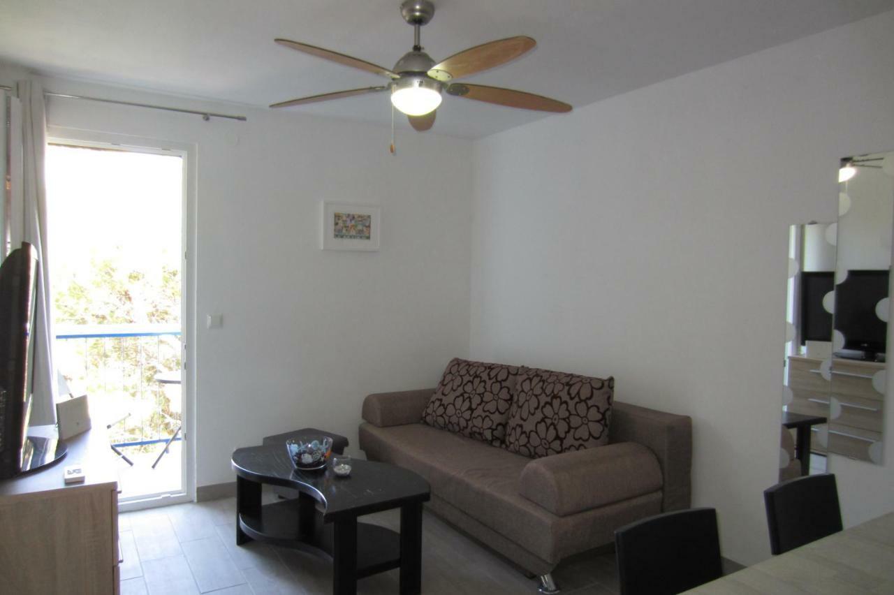 Apartman Valinor Miholascica Ngoại thất bức ảnh